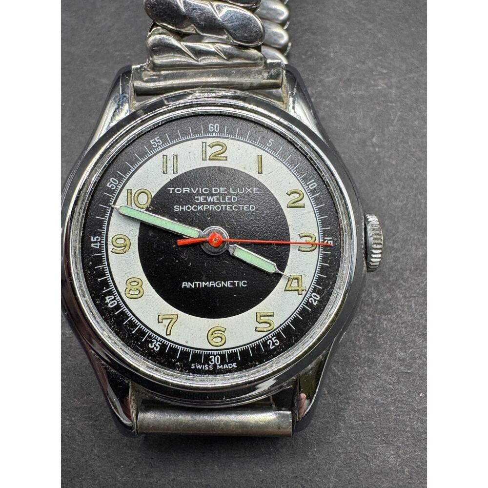 Vtg Torvic De Luxe Jeweled Shock Protected Watch Silver Tone 32mm Stretch Band